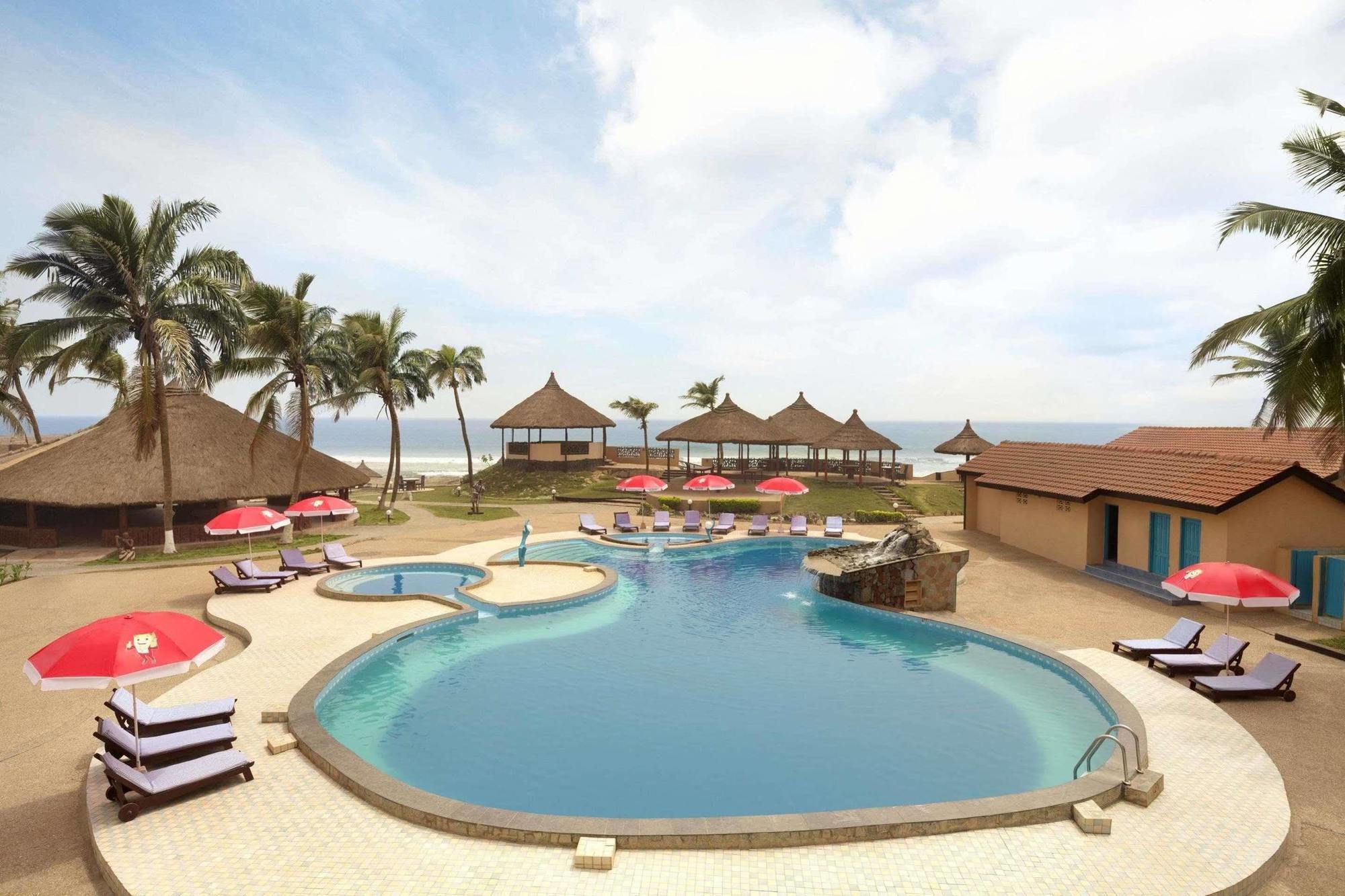 Ramada Resort Accra Luaran gambar