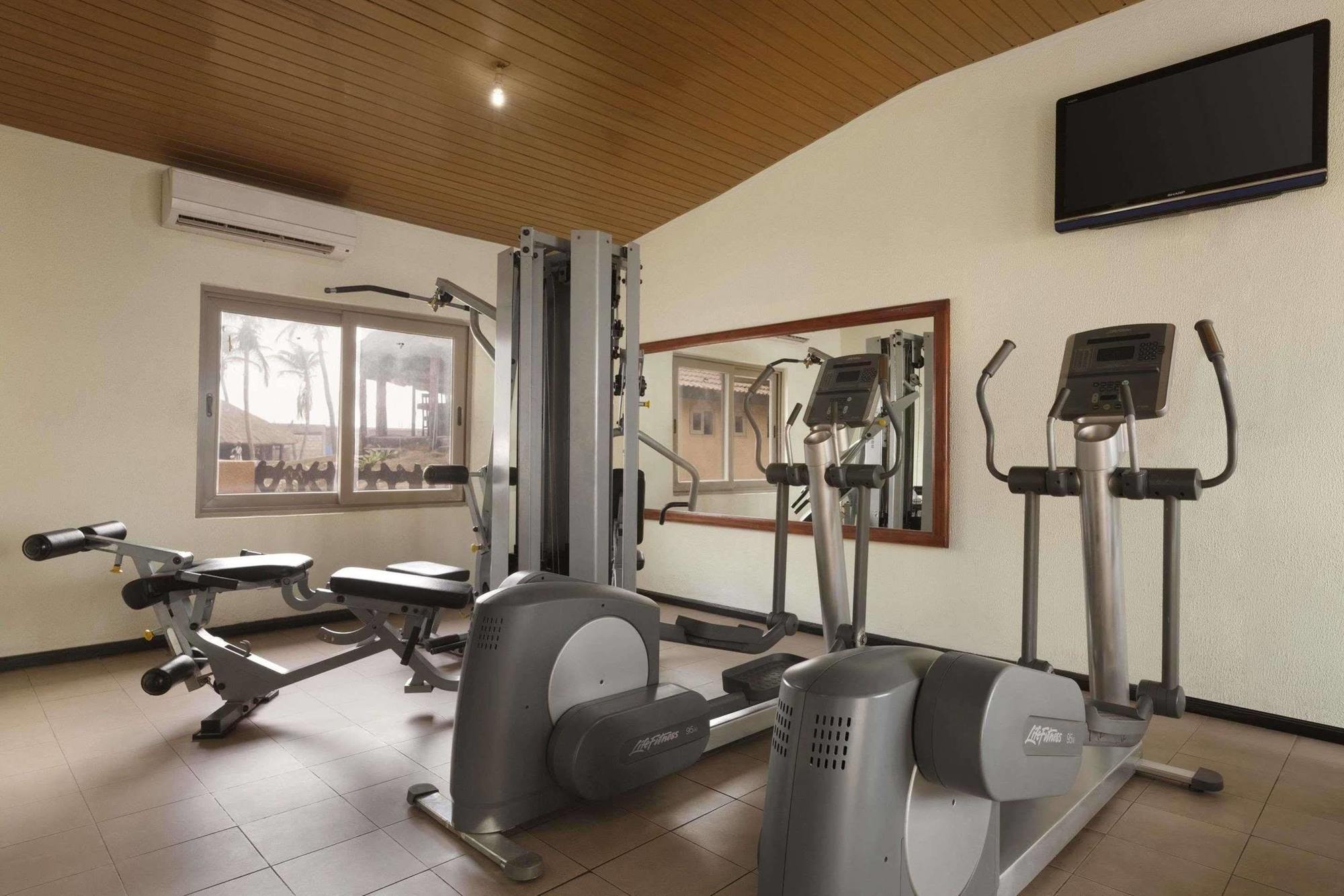 Ramada Resort Accra Luaran gambar